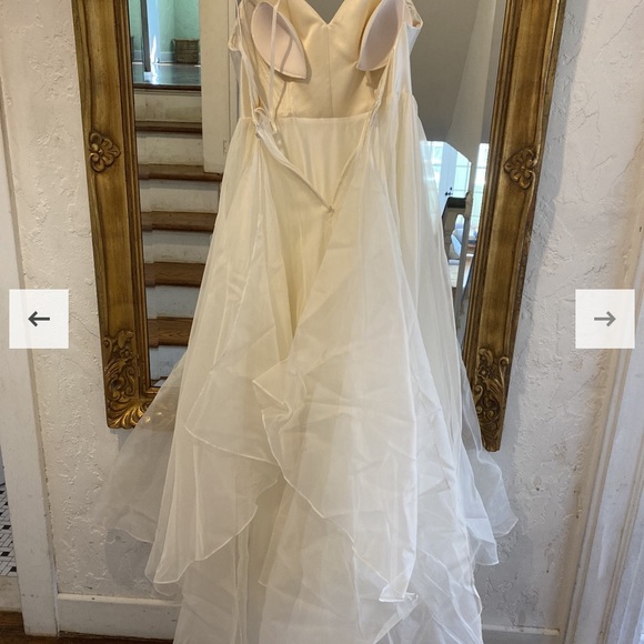 Leanne Marshall Gabrielle Wedding Dress Size 0 RARE - Picture 4 of 5